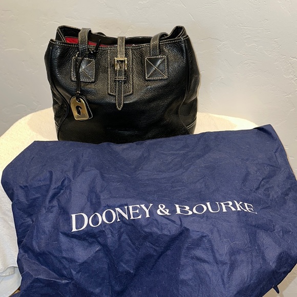 Dooney & Bourke Bucket Ba - Picture 1 of 7